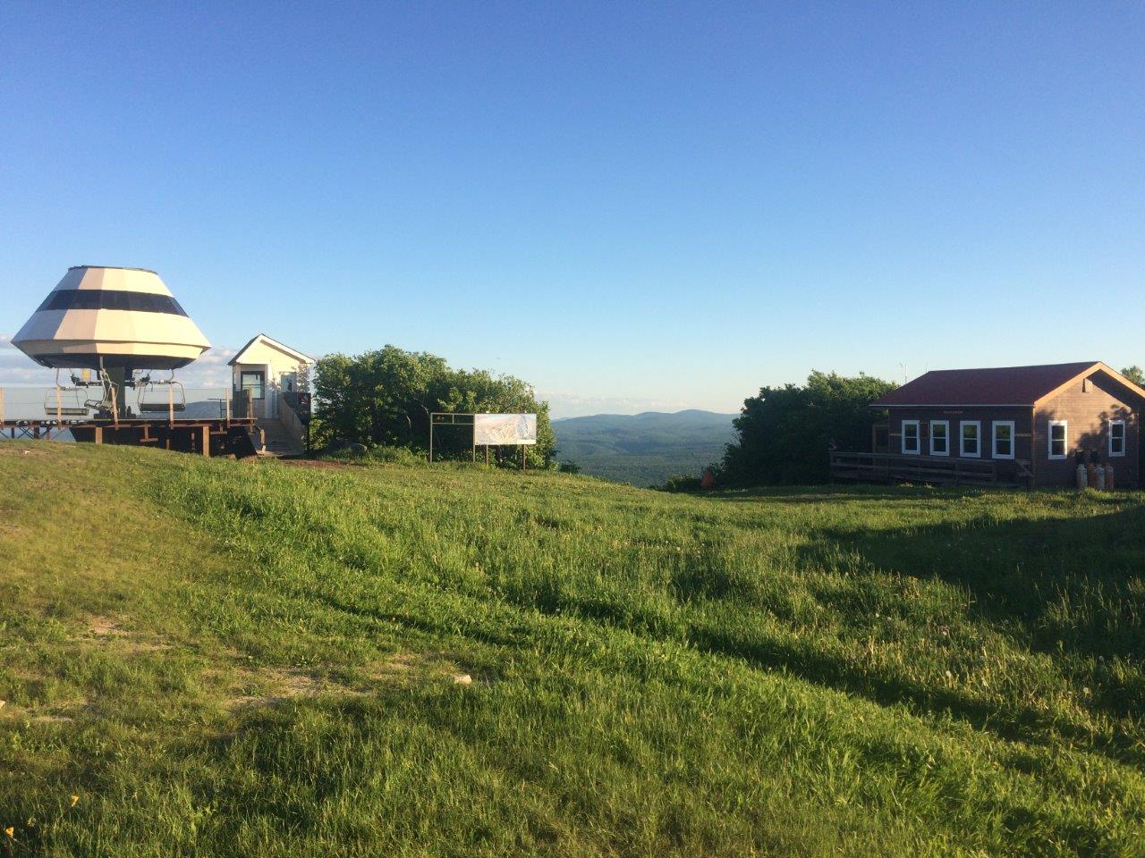 Bromley Mountain ski summit, with warming hut to the right.